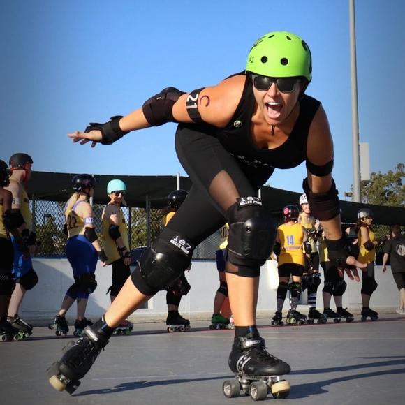 Meet your Posher, Renee - Picture 1 of 1